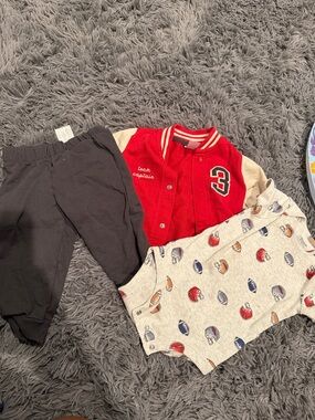 Babies three-piece outfit